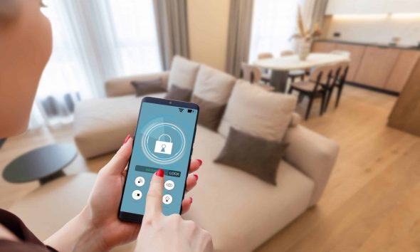 Les avantages et les risques liés aux objets connectés : tout comprendre avant de se lancer